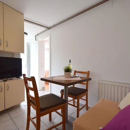Apartamento Julia3 Mit Eigener Terrasse By Interhome Čižići