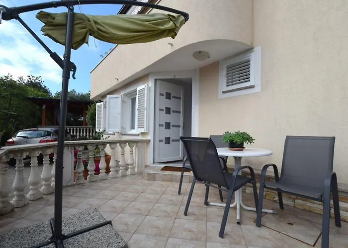 Julia3 Mit Eigener Terrasse By Interhome 公寓 Čižići