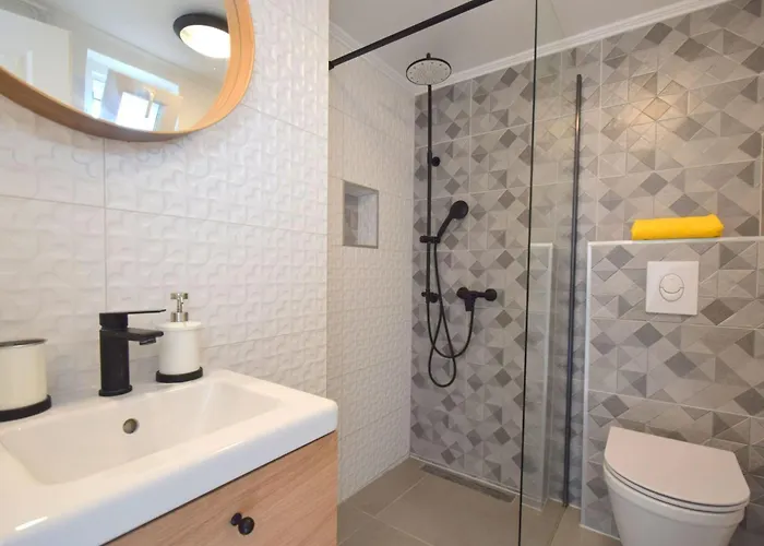 Julia3 Mit Eigener Terrasse By Interhome Čižići