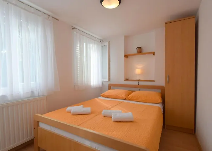 Julia3 Mit Eigener Terrasse By Interhome Апартаменты *